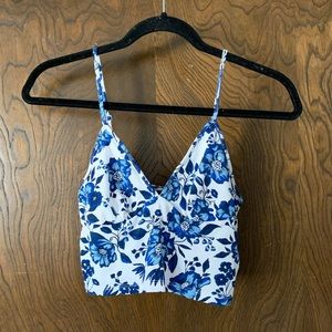 ‼️3 for 15‼️H&M Floral Tank Crop Top